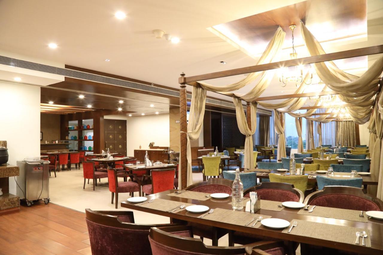 Country Inn & Suites By Radisson Kota Kota  Bagian luar foto