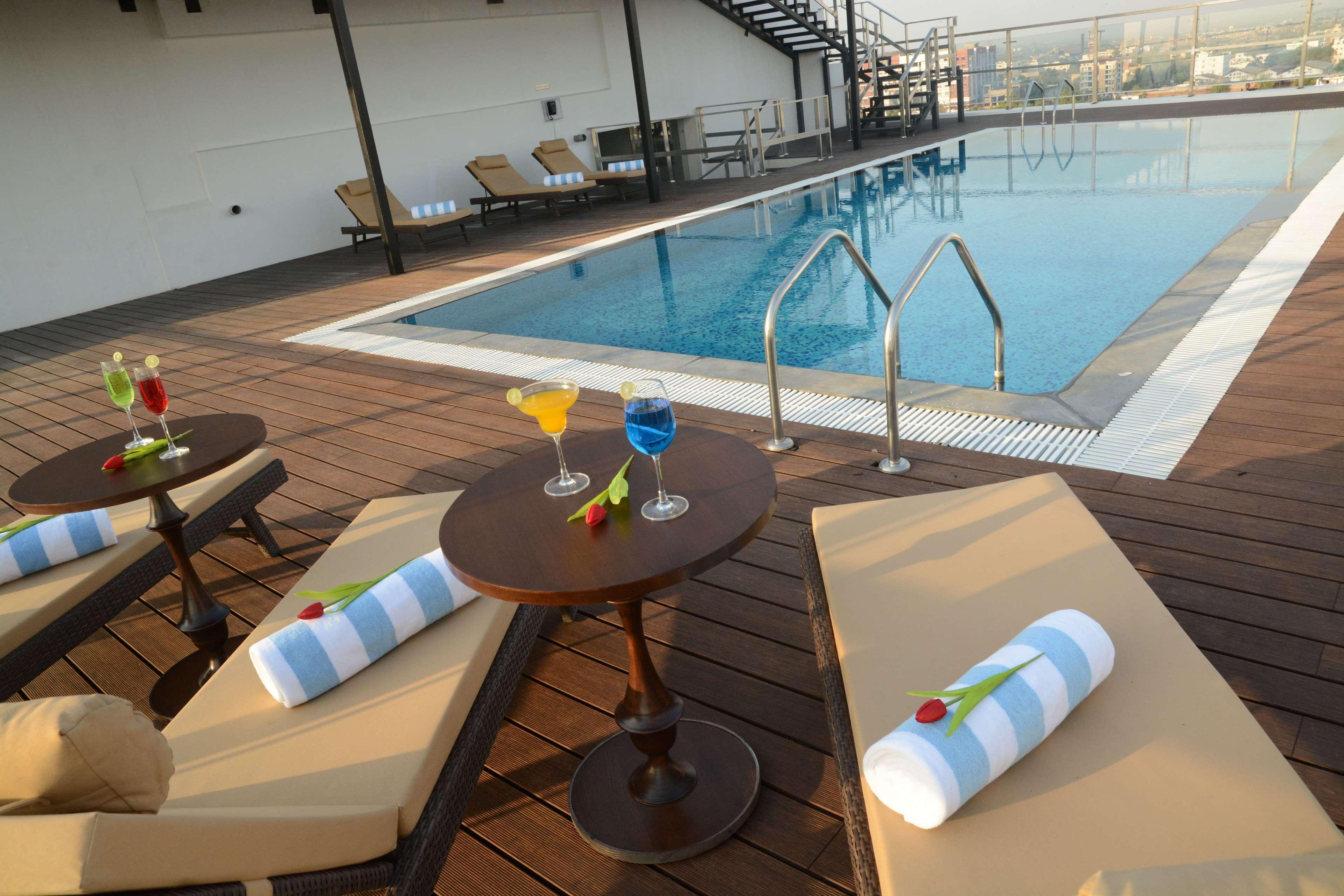 Country Inn & Suites By Radisson Kota Kota  Bagian luar foto